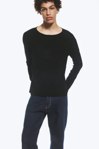 Long-Sleeved Henley T-Shirt – Black Long-Sleeved Henley T-Shirt – Black