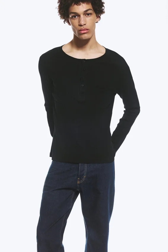 Long-Sleeved Henley T-Shirt – Black Long-Sleeved Henley T-Shirt – Black