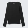 Long-Sleeved Henley T-Shirt – Black Long-Sleeved Henley T-Shirt – Black