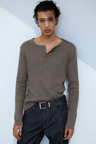 Long-Sleeved Henley T-Shirt – Dark Mole Long-Sleeved Henley T-Shirt – Dark Mole