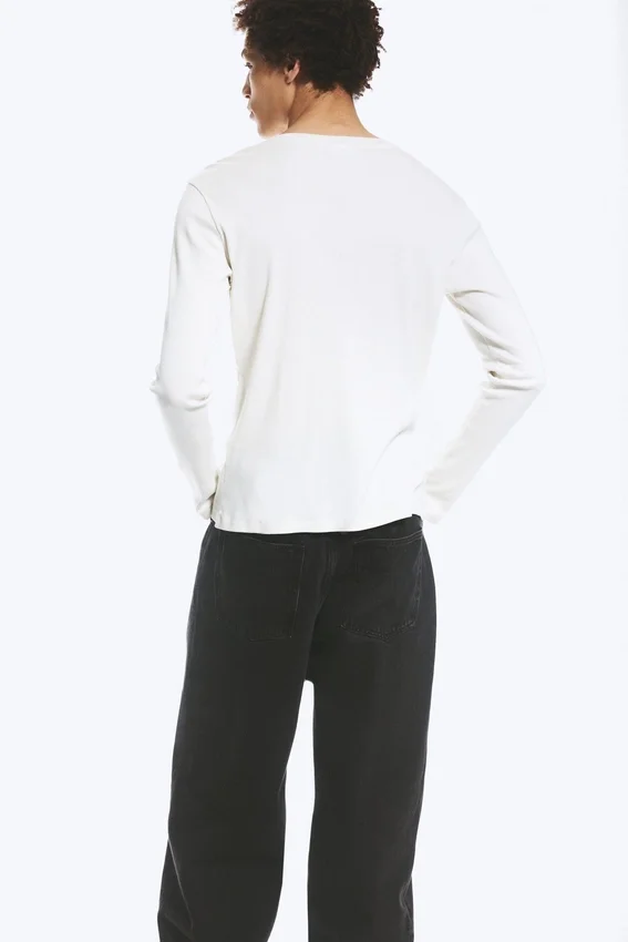 Long-Sleeved Henley T-Shirt – Dusty White Long-Sleeved Henley T-Shirt – Dusty White