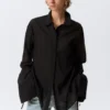 Long-Sleeved Open Back Tie Shirt – Black Long-Sleeved Open Back Tie Shirt – Black