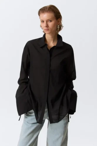 Long-Sleeved Open Back Tie Shirt – Black Long-Sleeved Open Back Tie Shirt – Black