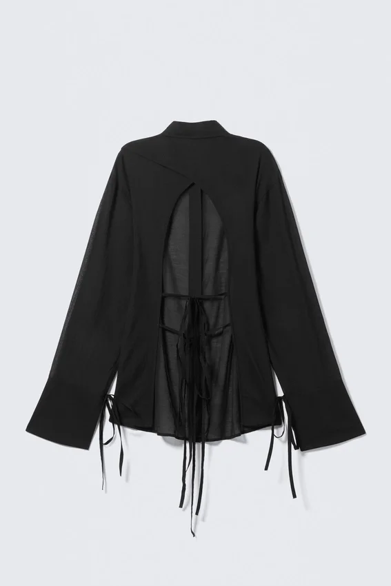 Long-Sleeved Open Back Tie Shirt – Black Long-Sleeved Open Back Tie Shirt – Black