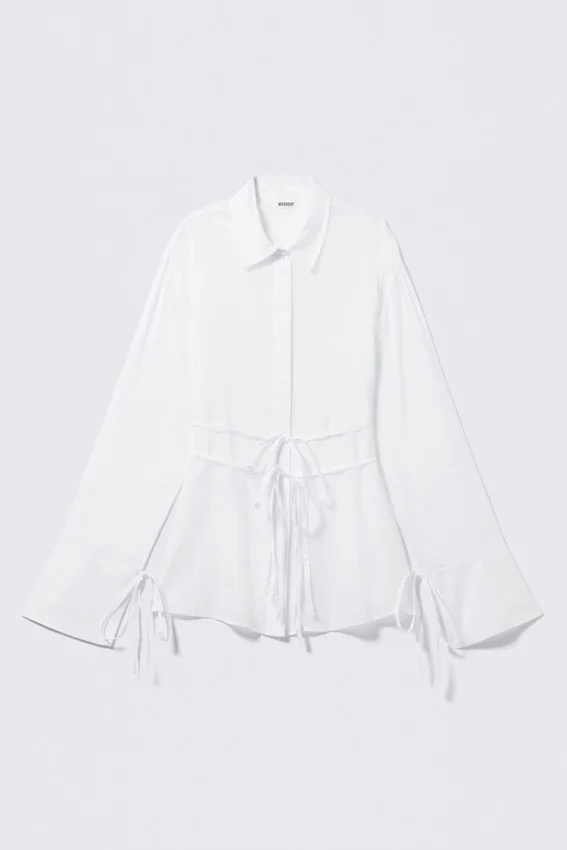 Long-Sleeved Open Back Tie Shirt – White Long-Sleeved Open Back Tie Shirt – White