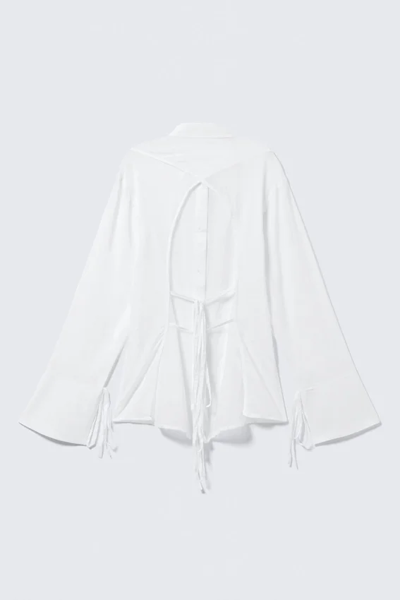 Long-Sleeved Open Back Tie Shirt – White Long-Sleeved Open Back Tie Shirt – White