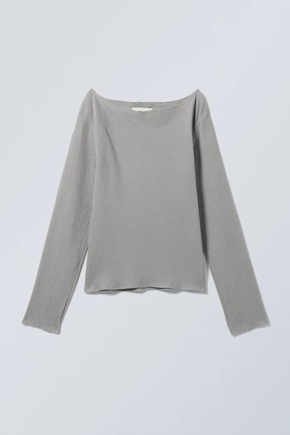 Long-Sleeved Raw Edge Boatneck Top – Dusty Grey Long-Sleeved Raw Edge Boatneck Top – Dusty Grey