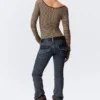 Long-Sleeved Slim Fit Scoop Neck Top – Beige/Black Stripe Long-Sleeved Slim Fit Scoop Neck Top – Beige/Black Stripe