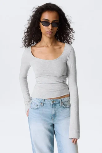 Long-Sleeved Slim Fit Scoop Neck Top – Grey Melange