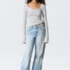 Long-Sleeved Slim Fit Scoop Neck Top – Grey Melange Long-Sleeved Slim Fit Scoop Neck Top – Grey Melange