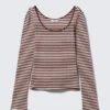 Long-Sleeved Slim Fit Scoop Neck Top – Pink & Burgundy Stripes Long-Sleeved Slim Fit Scoop Neck Top – Pink & Burgundy Stripes