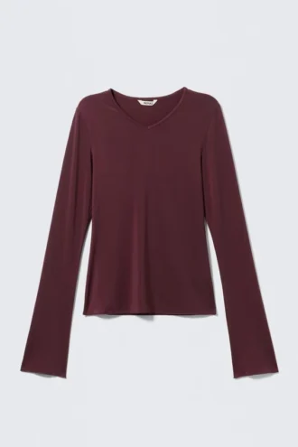 Long-Sleeved V-Neck Top – Burgundy