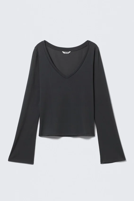 Long-Sleeved V-Neck Top – Washed Black Long-Sleeved V-Neck Top – Washed Black