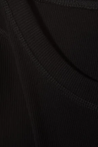 Long-Sleeved Wide Neck Top – Black