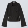 Long-Sleeved Wrap Poplin Shirt – Black Long-Sleeved Wrap Poplin Shirt – Black
