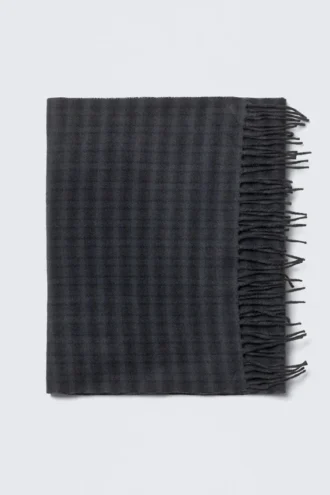 Long Woven Wool Scarf – Medium Grey