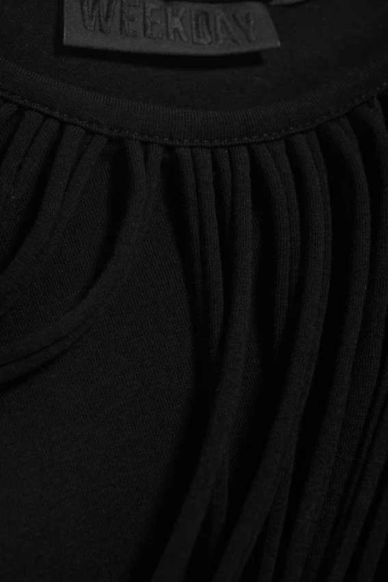 Loop Top – Black Loop Top – Black