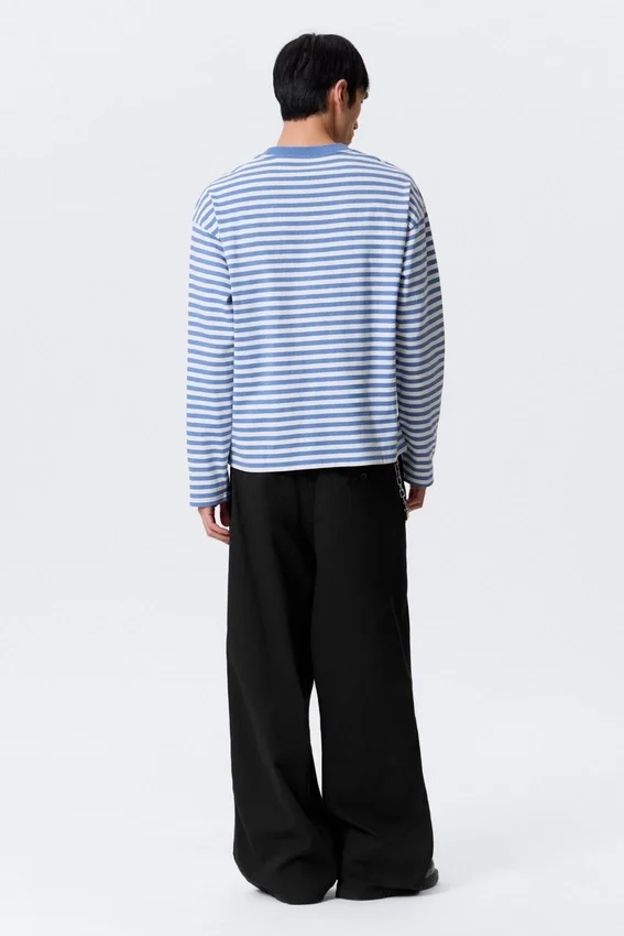 Loose Boxy Long-Sleeved T-Shirt – Blue & White Stripe Loose Boxy Long-Sleeved T-Shirt – Blue & White Stripe