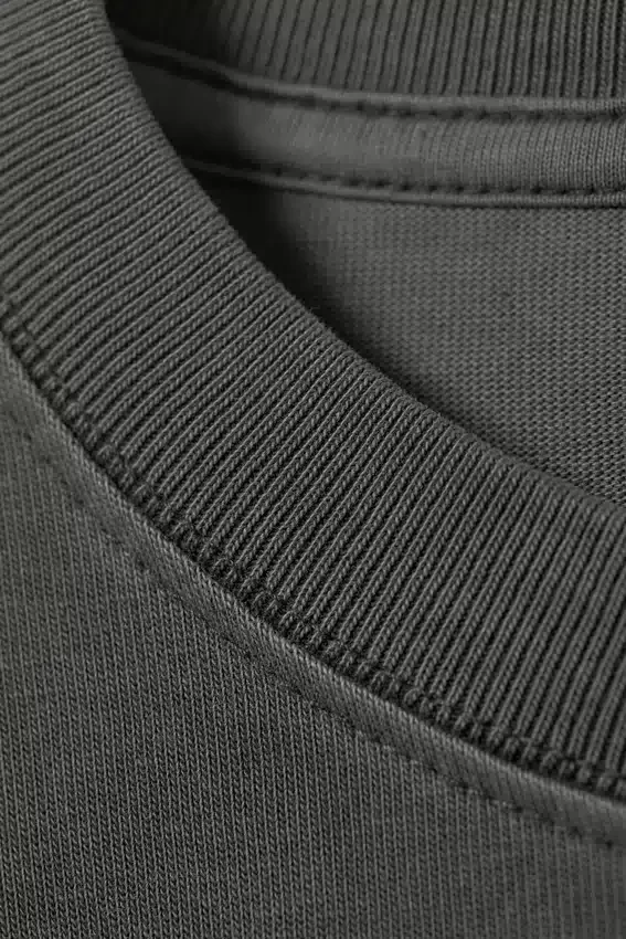 Loose Boxy Long-Sleeved T-Shirt – Dark Grey Loose Boxy Long-Sleeved T-Shirt – Dark Grey