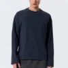 Loose Boxy Long-Sleeved T-Shirt – Dark Navy Blue Loose Boxy Long-Sleeved T-Shirt – Dark Navy Blue