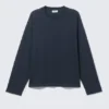 Loose Boxy Long-Sleeved T-Shirt – Dark Navy Blue Loose Boxy Long-Sleeved T-Shirt – Dark Navy Blue
