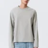 Loose Boxy Long-Sleeved T-Shirt – Light Dusty Mole Loose Boxy Long-Sleeved T-Shirt – Light Dusty Mole
