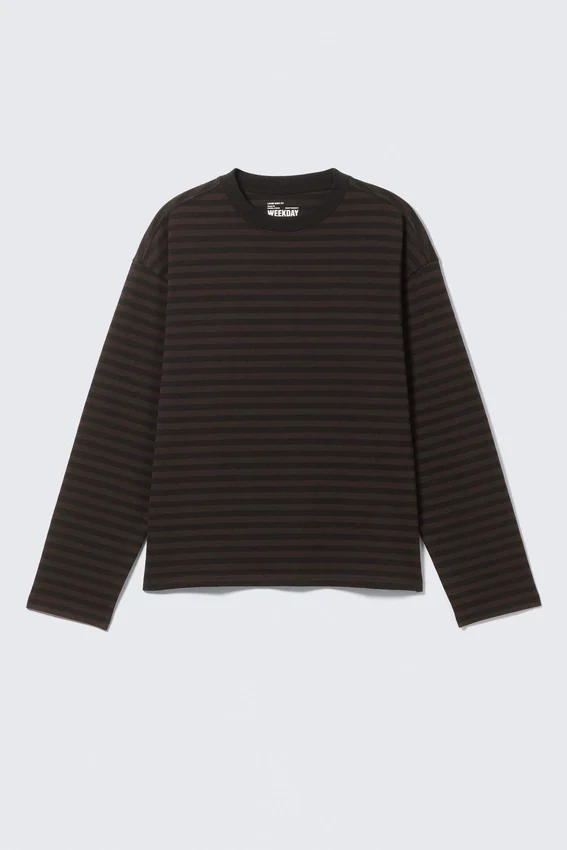 Loose Boxy Long-Sleeved T-Shirt – Striped Dark Brown Loose Boxy Long-Sleeved T-Shirt – Striped Dark Brown