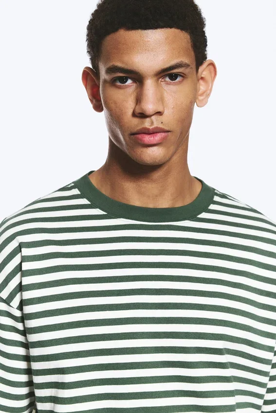 Loose Boxy Long-Sleeved T-Shirt – White & Dark Green Stripes Loose Boxy Long-Sleeved T-Shirt – White & Dark Green Stripes