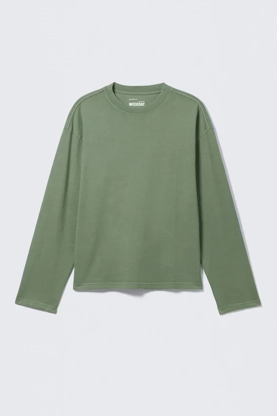 Loose Boxy Long-Sleeved T-Shirt – White – Green Stripe Loose Boxy Long-Sleeved T-Shirt – White – Green Stripe
