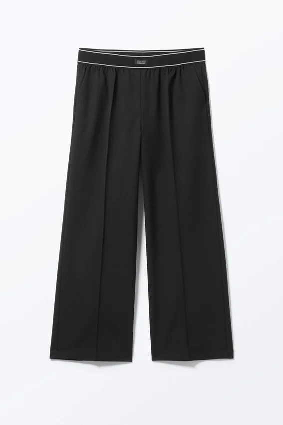 Loose Elastic Suiting Trousers – Black Loose Elastic Suiting Trousers – Black