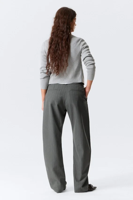 Loose Fit Barrel Leg Suiting Trousers – Striped Dark Grey Melange Loose Fit Barrel Leg Suiting Trousers – Striped Dark Grey Melange