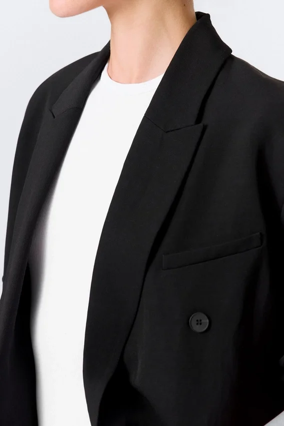 Loose Fit Double-Breasted Linen-Blend Blazer – Black Loose Fit Double-Breasted Linen-Blend Blazer – Black
