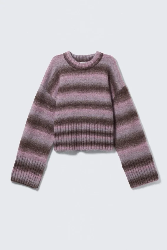 Loose Fit Knitted Sweater – Striped Pink Loose Fit Knitted Sweater – Striped Pink