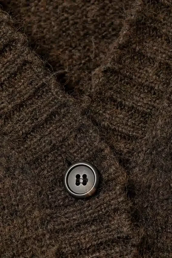 Loose Fit Knitted V-Neck Cardigan – Dark Brown Melange Loose Fit Knitted V-Neck Cardigan – Dark Brown Melange