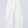 Loose Fit Low Waist Washed Trousers – White Loose Fit Low Waist Washed Trousers – White