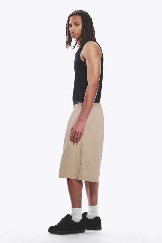 Loose Fit Mid Rise Chino Shorts – Beige Loose Fit Mid Rise Chino Shorts – Beige