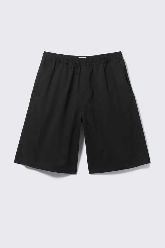 Loose Fit Mid Rise Chino Shorts – Black Loose Fit Mid Rise Chino Shorts – Black