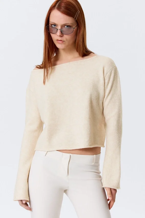 Loose Fit Rolled Hem Sweater – Light White Loose Fit Rolled Hem Sweater – Light White