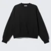 Loose Fit Sweatshirt – Black Loose Fit Sweatshirt – Black