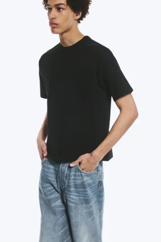 Loose Fit T-Shirt – Black
