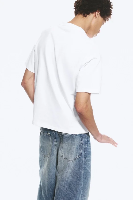 Loose Fit T-Shirt – White Loose Fit T-Shirt – White