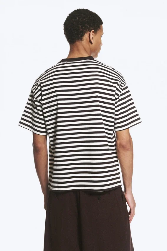 Loose Fit T-Shirt – White & Dark Brown Stripes Loose Fit T-Shirt – White & Dark Brown Stripes