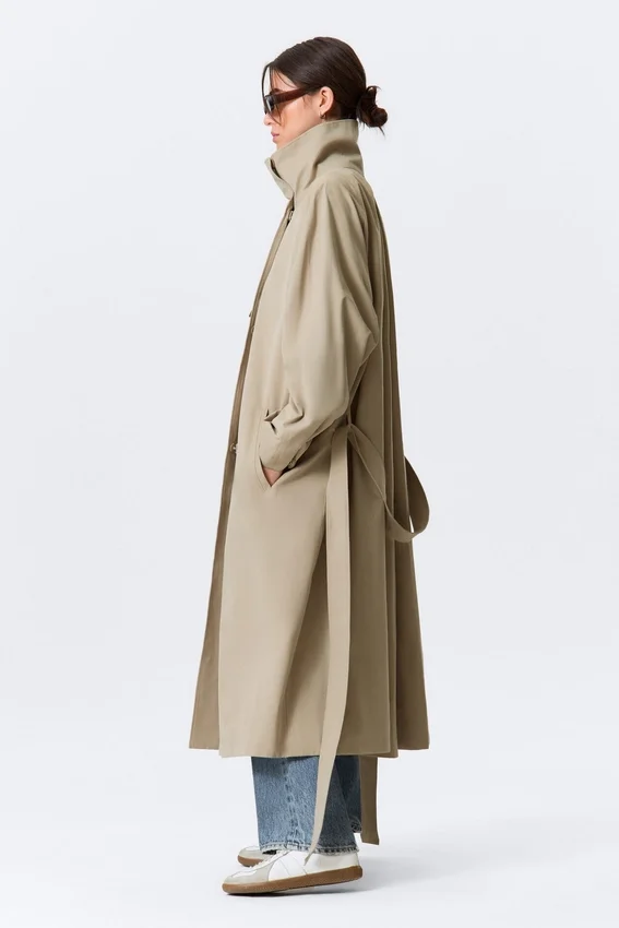 Loose Fit Trench Coat with Funnel Collar – Beige Loose Fit Trench Coat with Funnel Collar – Beige