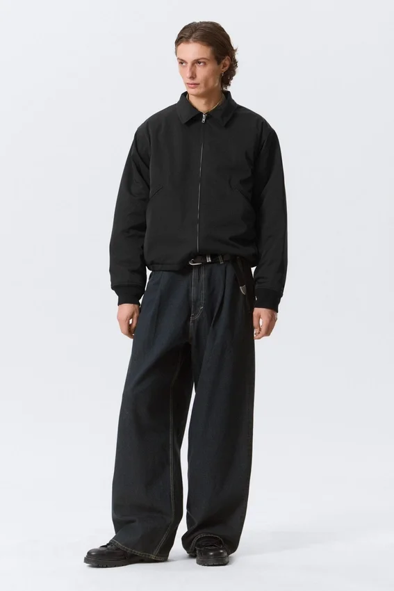 Loose Fit Zip Jacket – Black Loose Fit Zip Jacket – Black