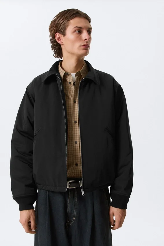 Loose Fit Zip Jacket – Black Loose Fit Zip Jacket – Black