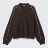 Loose Half-Zip Polo Sweatshirt – Dark Brown Loose Half-Zip Polo Sweatshirt – Dark Brown