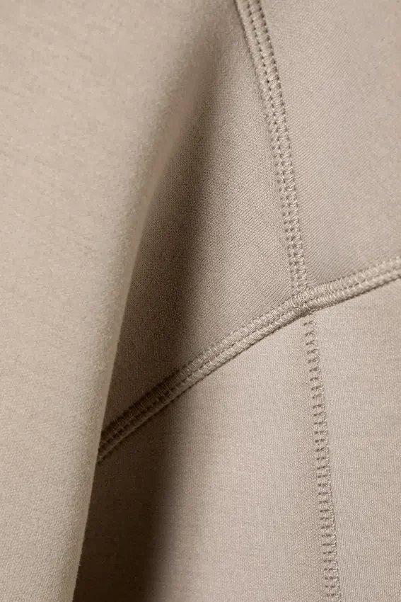 Loose High-Neck Scuba Zip Hoodie – Light Dusty Mole Loose High-Neck Scuba Zip Hoodie – Light Dusty Mole