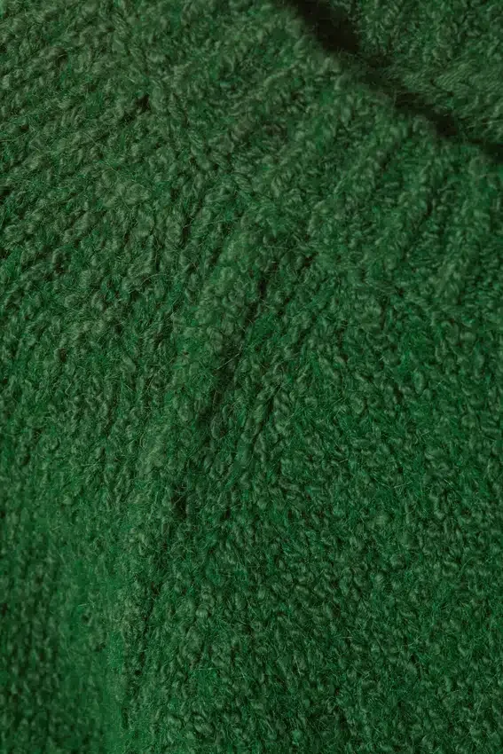 Loose Knitted Raglan Sweater – Dark Green Loose Knitted Raglan Sweater – Dark Green