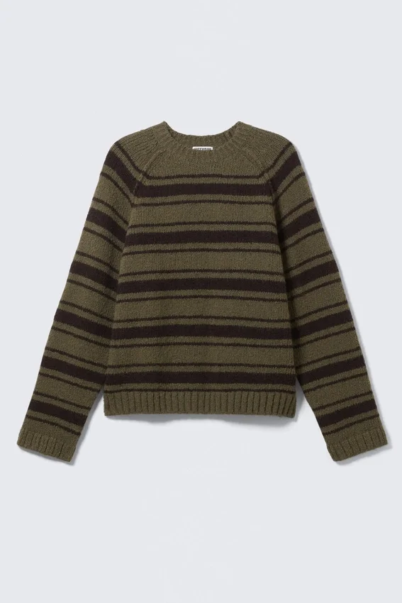 Loose Knitted Raglan Sweater – Striped Khaki Green Loose Knitted Raglan Sweater – Striped Khaki Green