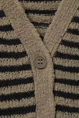 Loose Knitted V-Neck Cardigan – Beige – Black Stripe